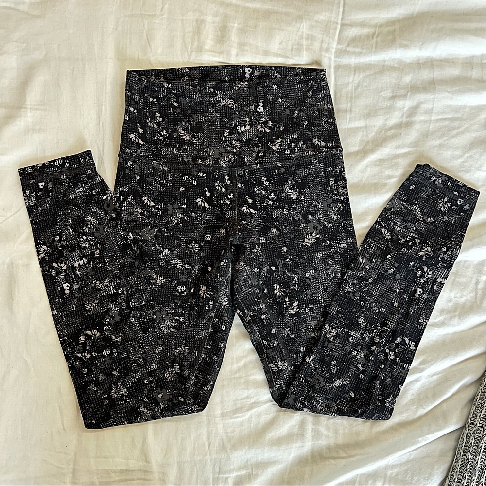 lululemon Aligns